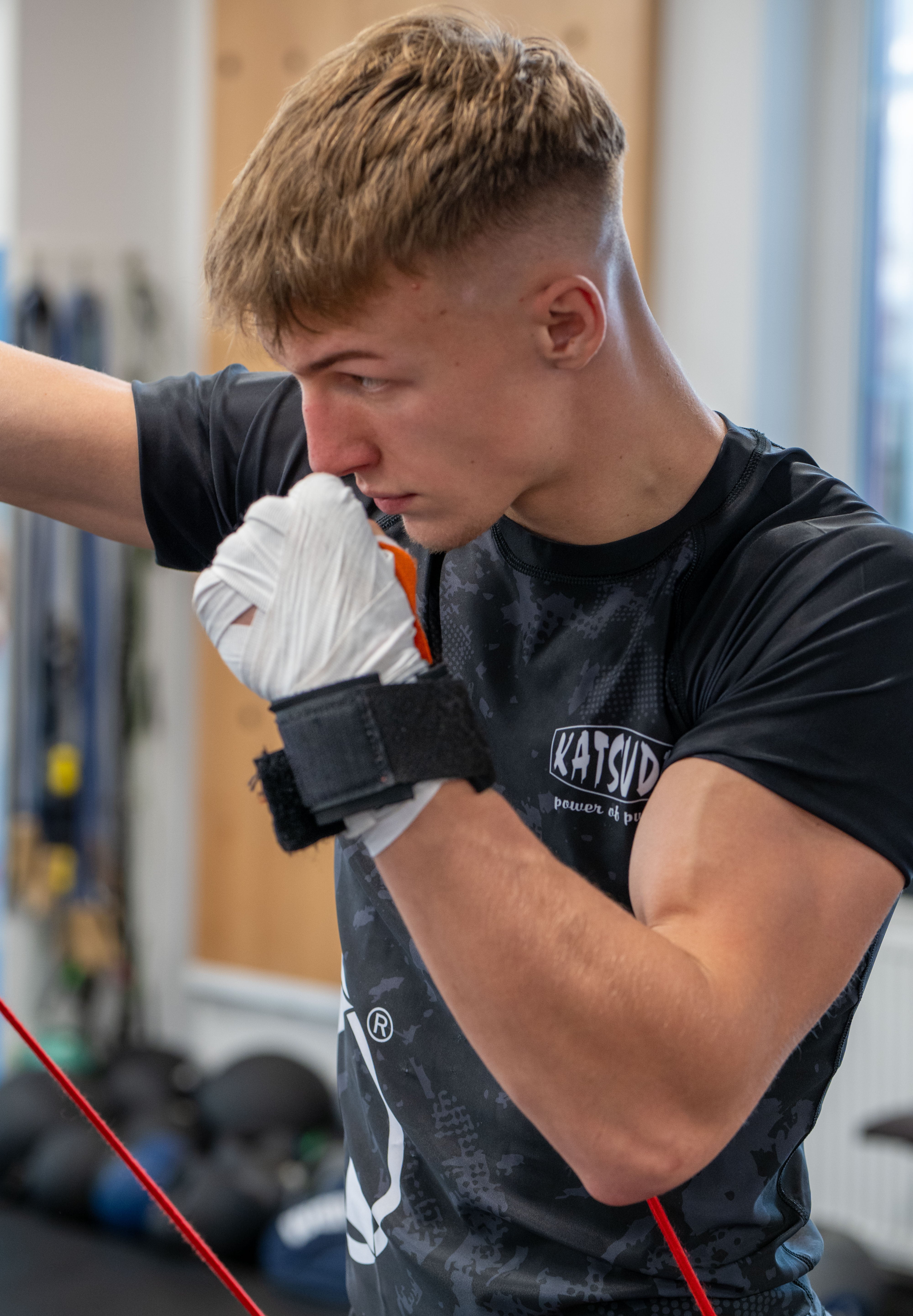 Katsudo Elastic Boxing Wrap Path, White