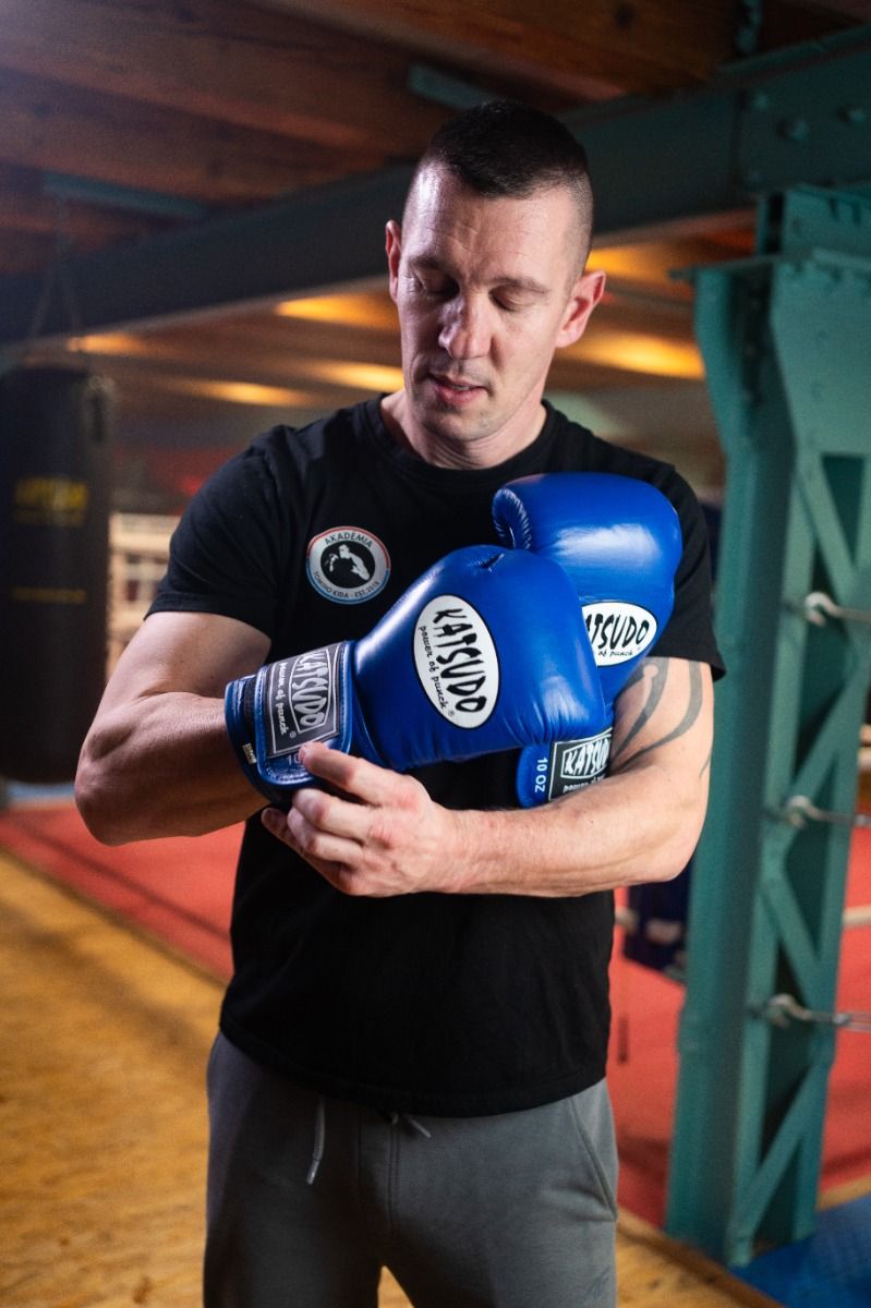 Katsudo Hawk boxing gloves, blue