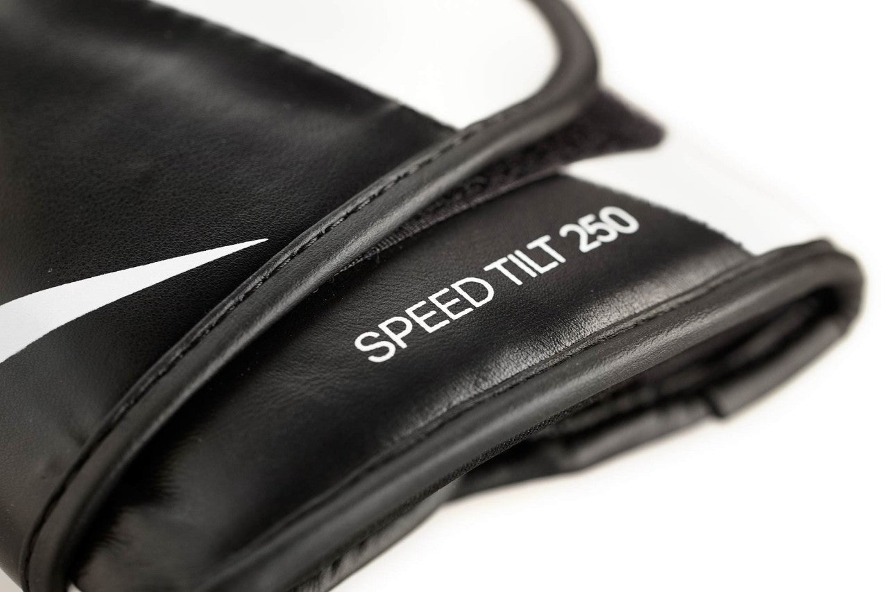 Adidas SPEED TILT 250 boxerské rukavice, čierno-biela